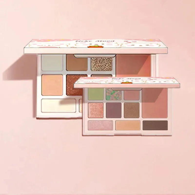 Keke Mood Strawberry Bear Eyeshadow Palette