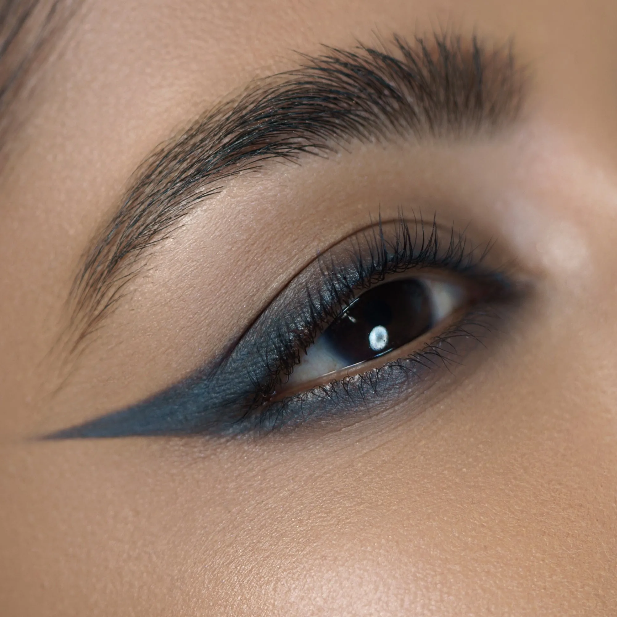 The Black Orb Enigmatic Kohl Eyeliner: Cinder